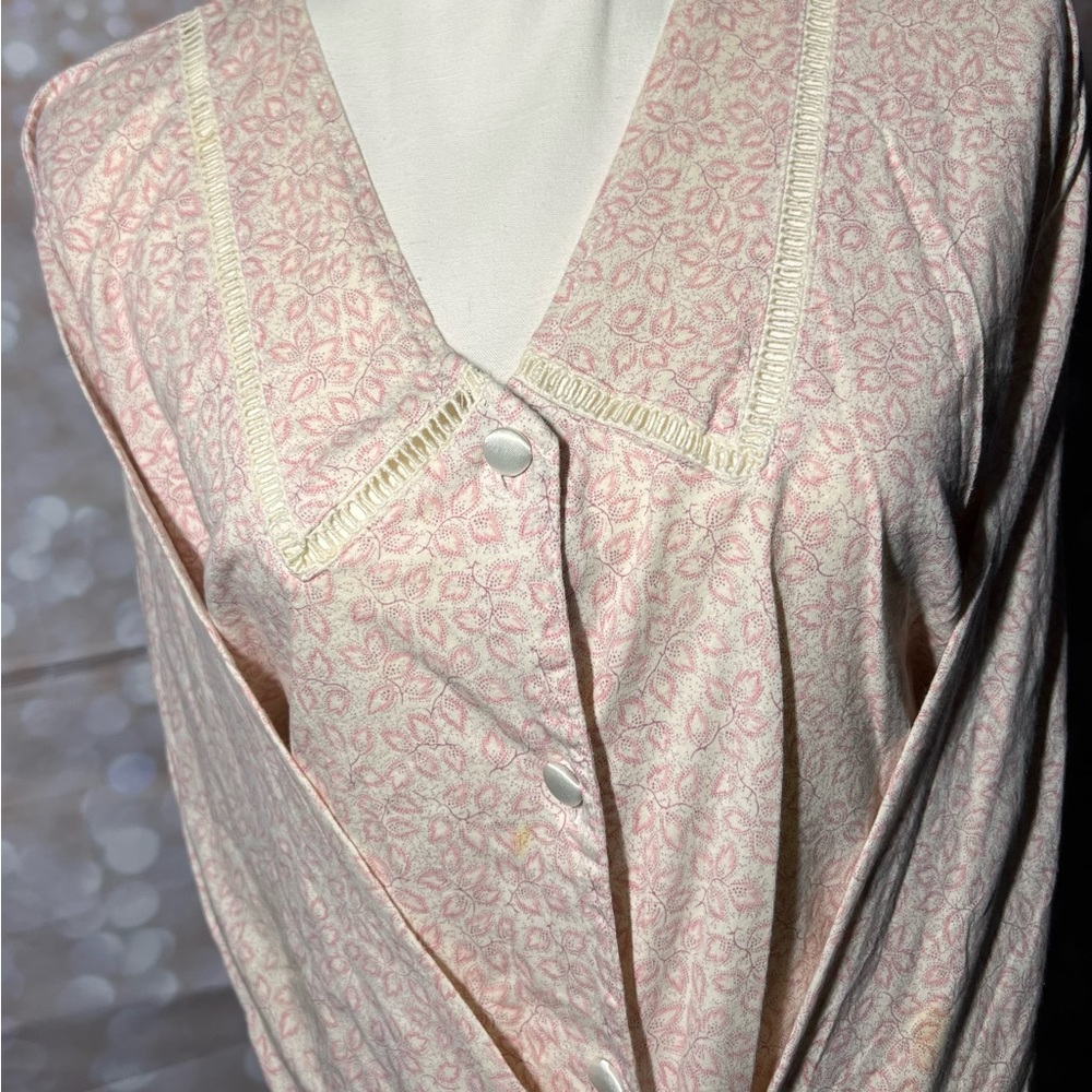 Luxurious Pink Cotton Pajama with V-Neckline